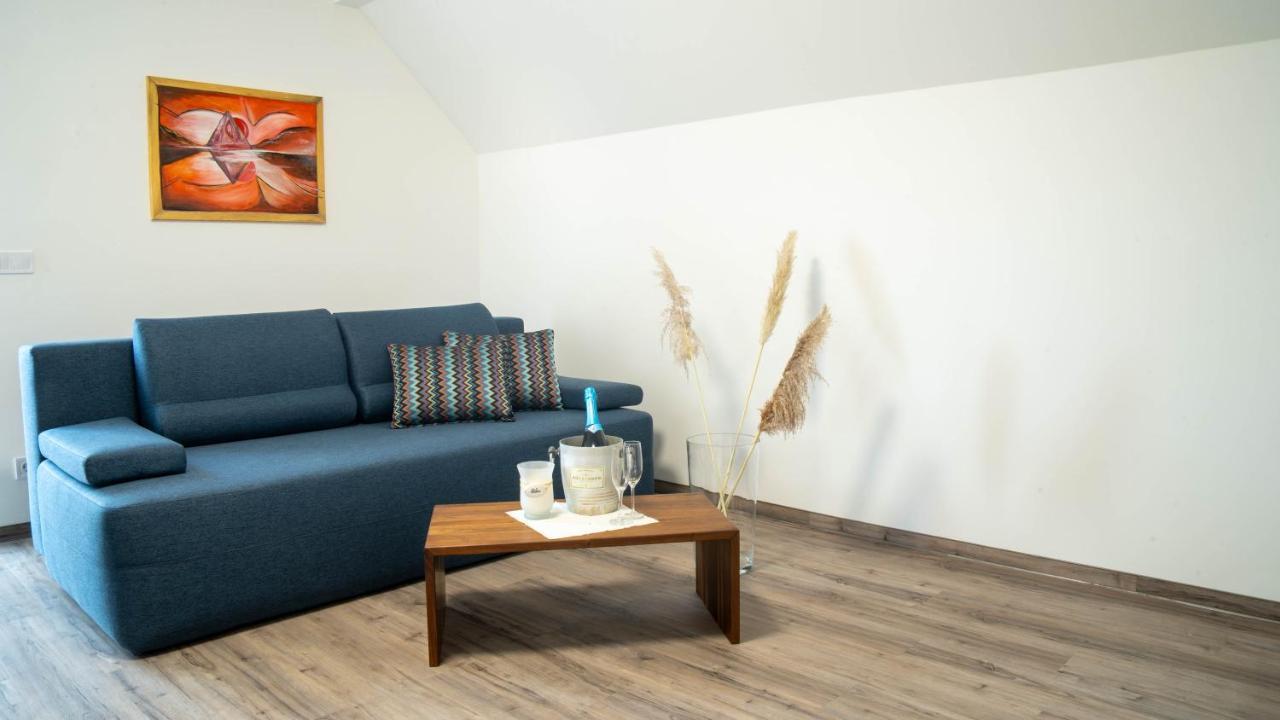 Bk Appartement Balatonfured Exterior photo